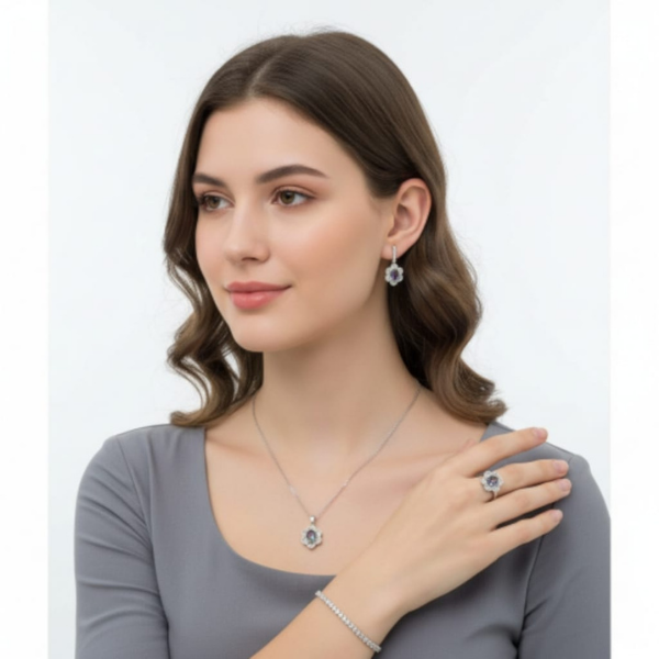 Zarafetin Işıltısı: Özel Tasarım Gümüş Takı Seti